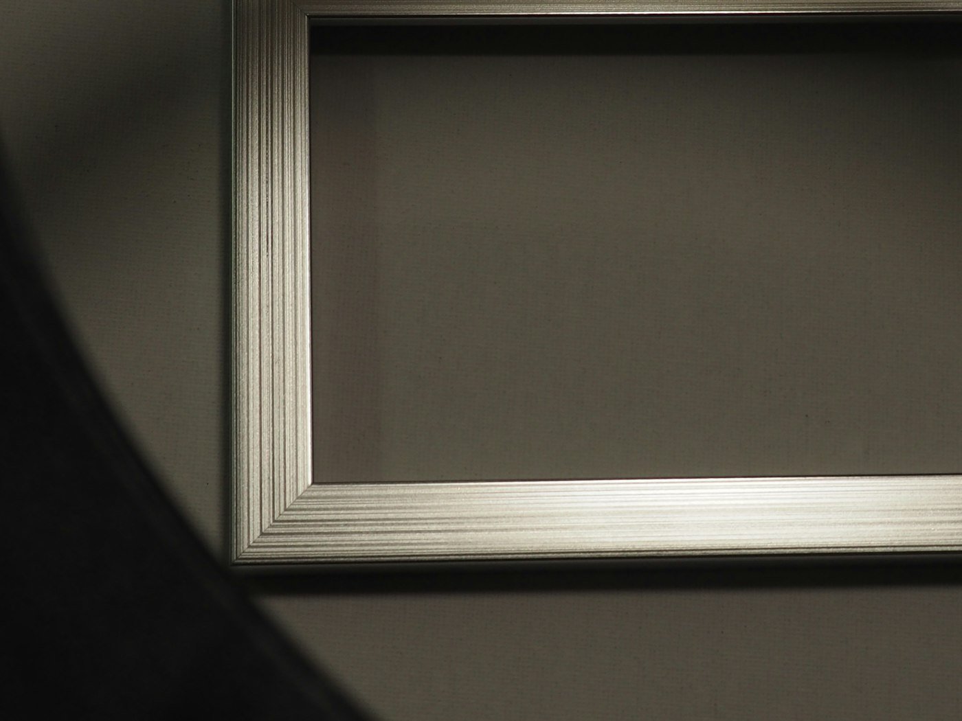 Classic Gold Frame - Image 3