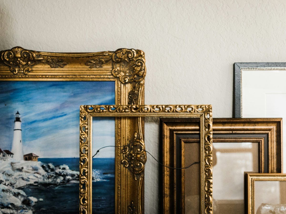 Classic Gold Frame - Image 4